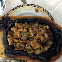Restaurante Chino Palacio de Oriente plato en mesa con comida